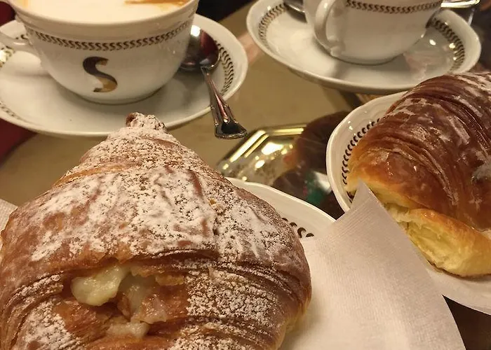 Le Stanze Di Ottaviano Affittacamere *